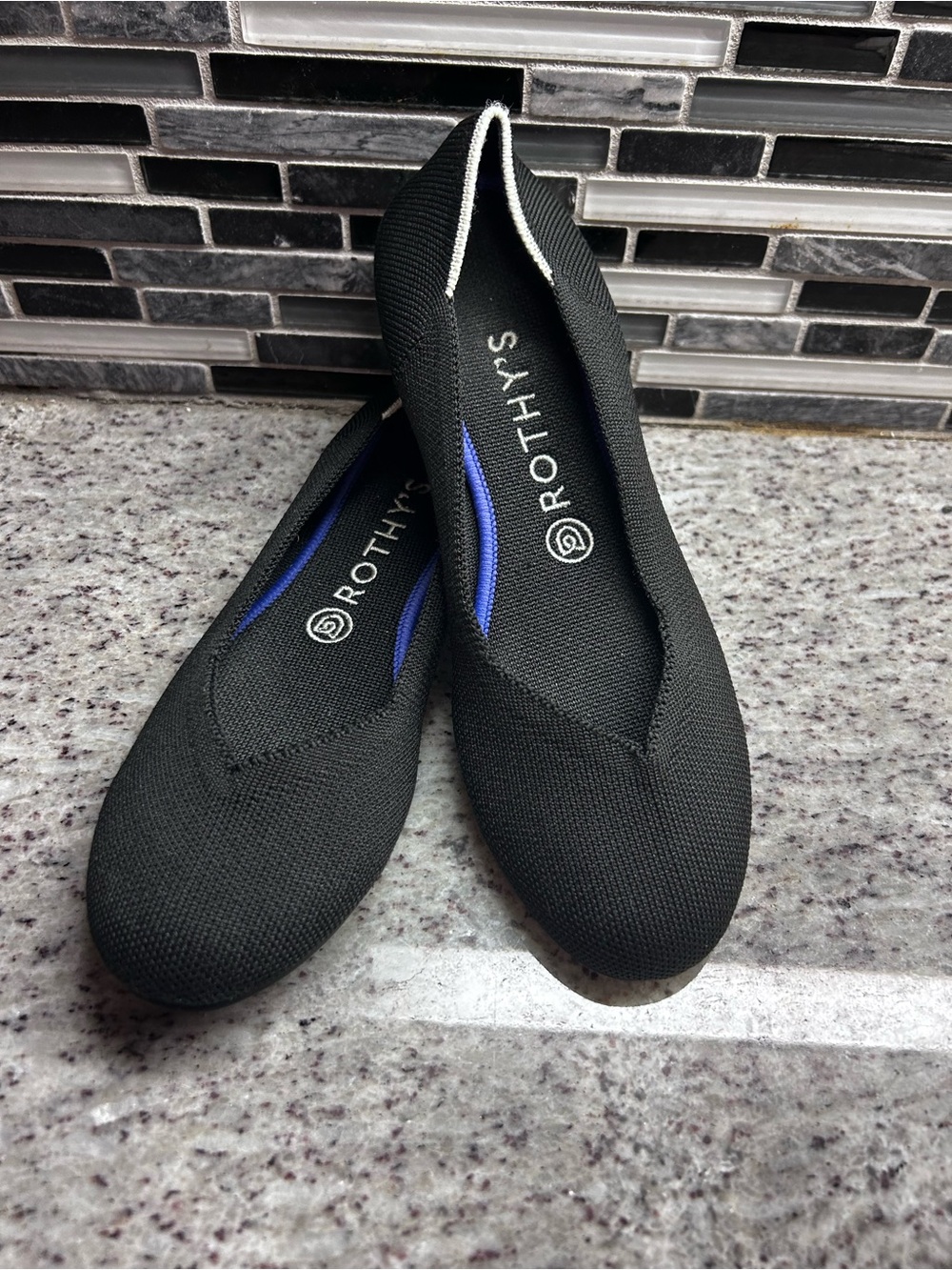 Rothy's Black Knit Round Toe Ballet Flats w/Blue Insole Accent &halo heel size 9